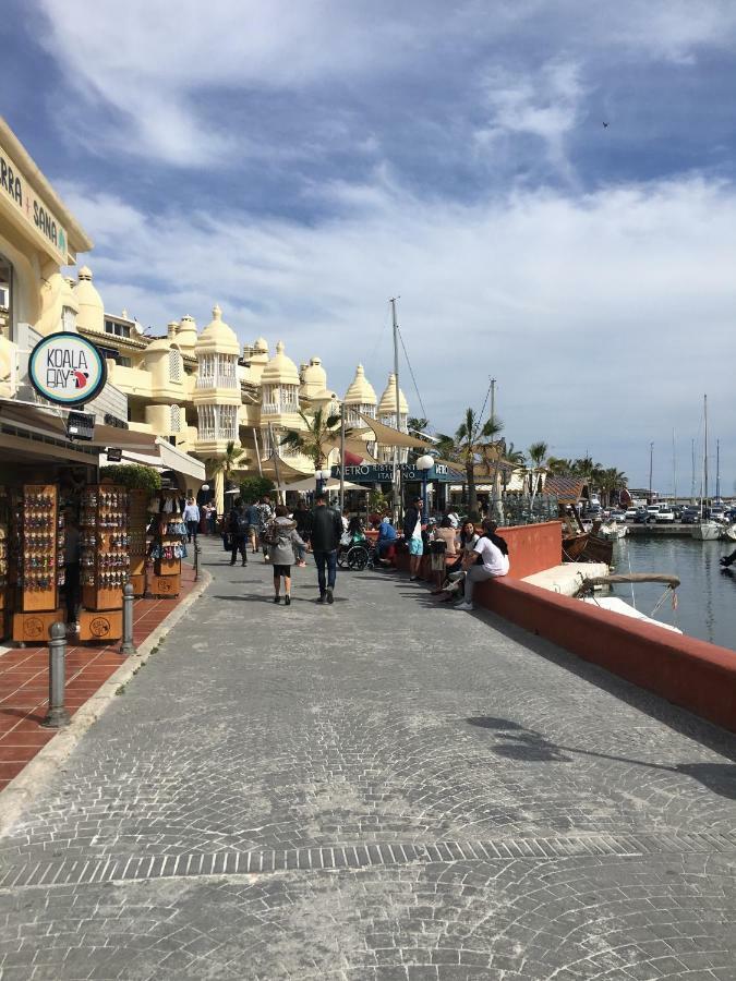 Magnificent Port-beach 5* Luxury Apartament